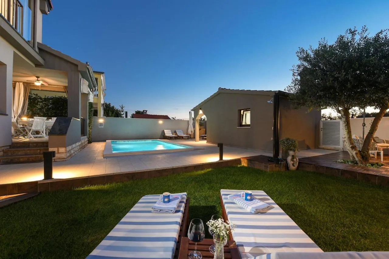 Villa Antea Zadarvillas 0*, Zadar