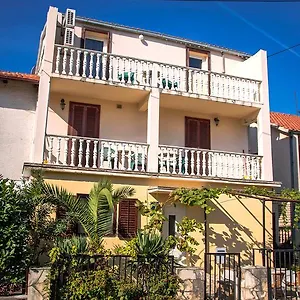  Apartman Anna